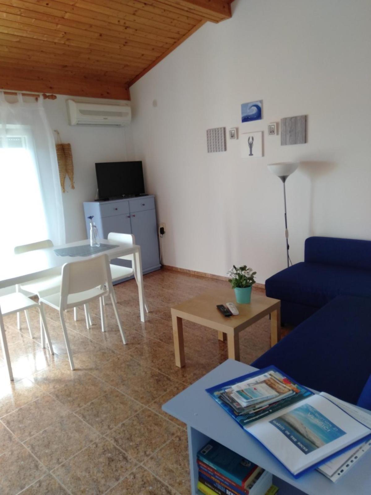 Little Heaven On Earth - Apartmani Martina Vlasici Luaran gambar